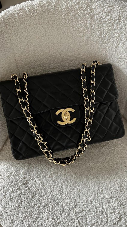 Chanel Vintage Jumbo Single Flap Bag