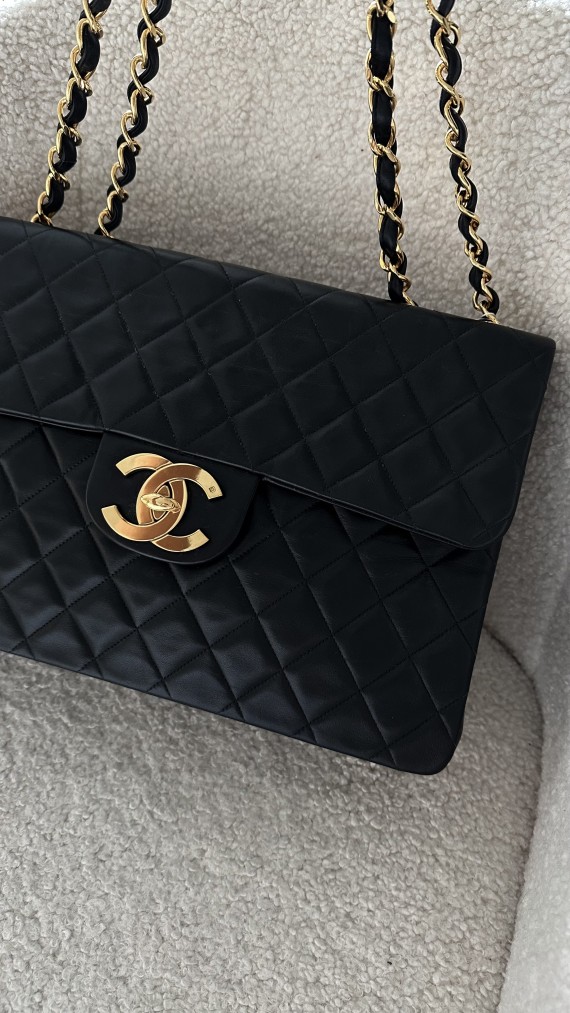 Chanel Vintage Jumbo Single Flap Bag