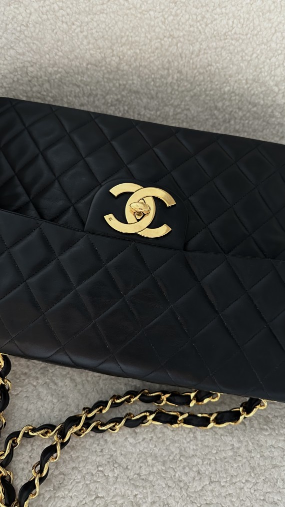 Chanel Vintage Jumbo Single Flap Bag