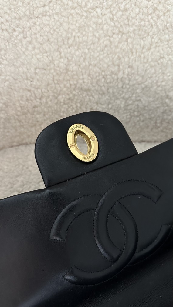 Chanel Vintage Jumbo Single Flap Bag