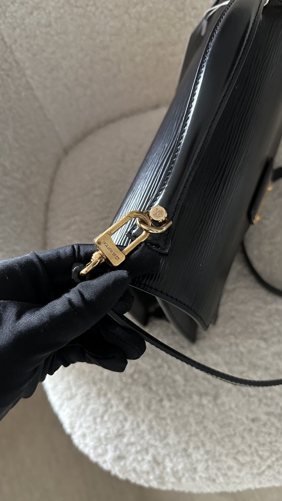 Louis Vuitton Monceau Shoulder Bag