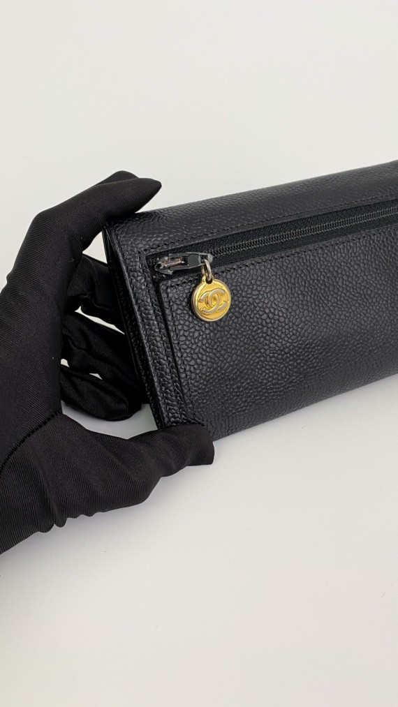 Chanel lommebok i caviar
