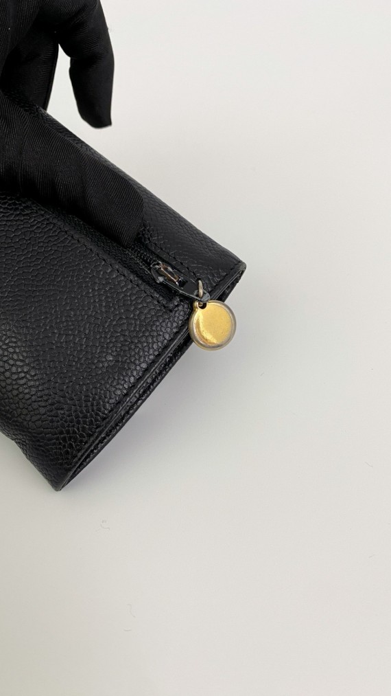 Chanel lommebok i caviar