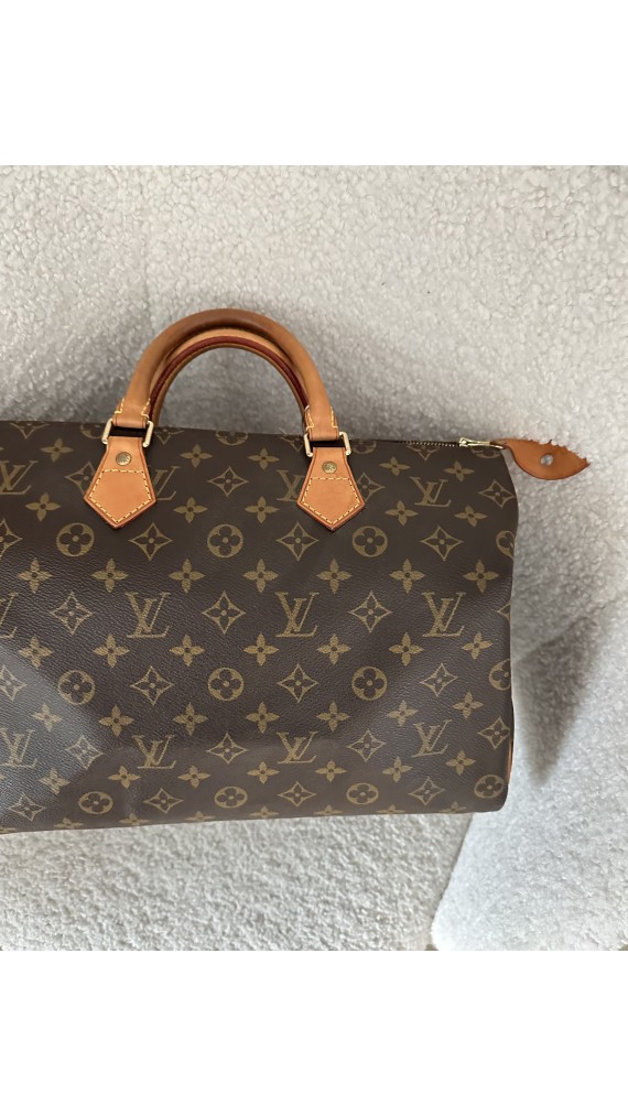 Louis Vuitton Speedy Size 35