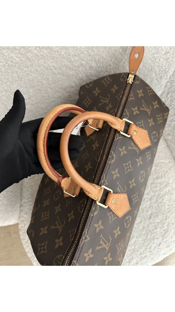 Louis Vuitton Speedy Size 35
