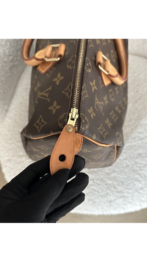 Louis Vuitton Speedy Size 35
