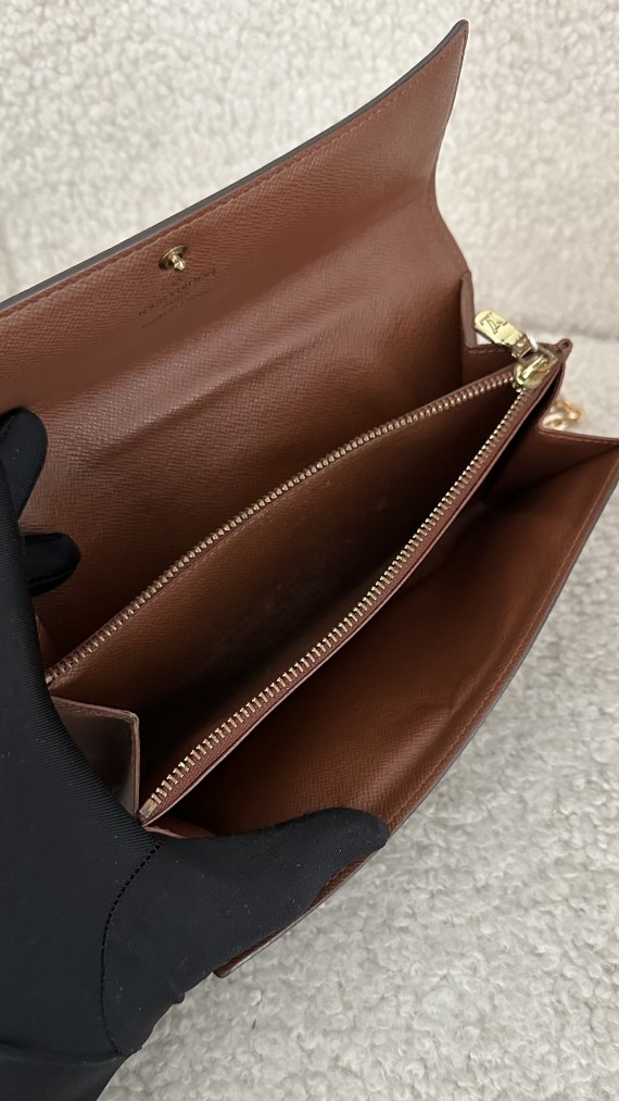 Louis Vuitton Lommebok