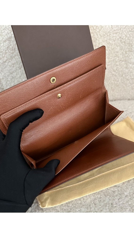 Louis Vuitton Lommebok