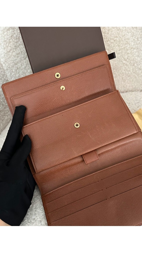 Louis Vuitton Lommebok