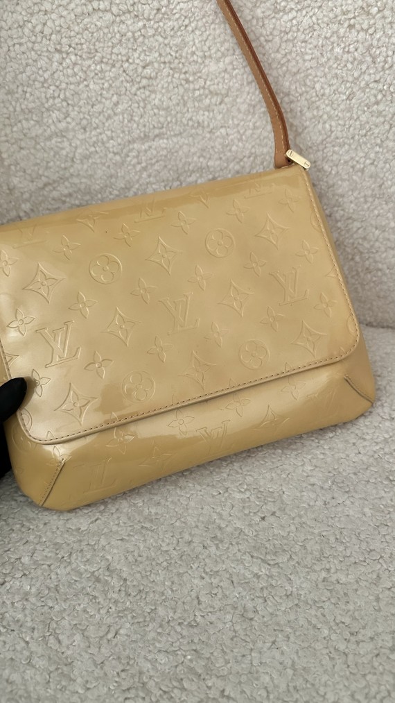 Louis Vuitton Vernis Shoulder Bag