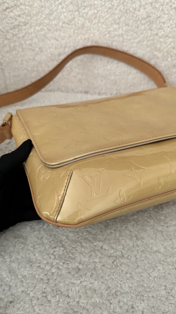 Louis Vuitton Vernis Shoulder Bag