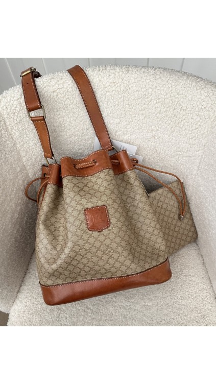 Celine Bucket Bag m. clutch