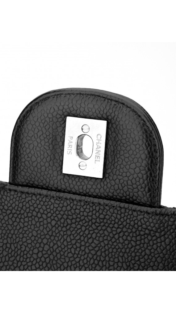 Chanel Classic Double Flap Bag Jumbo Caviar