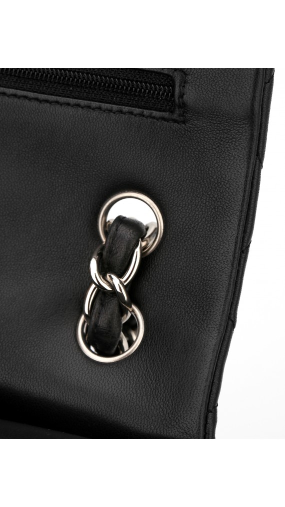 Chanel Classic Double Flap Bag Jumbo