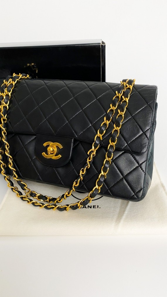 Chanel Classic Double Flap Bag Medium
