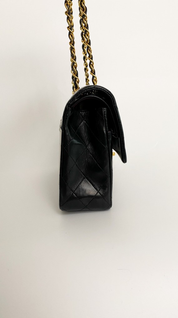 Chanel Classic Double Flap Bag Medium