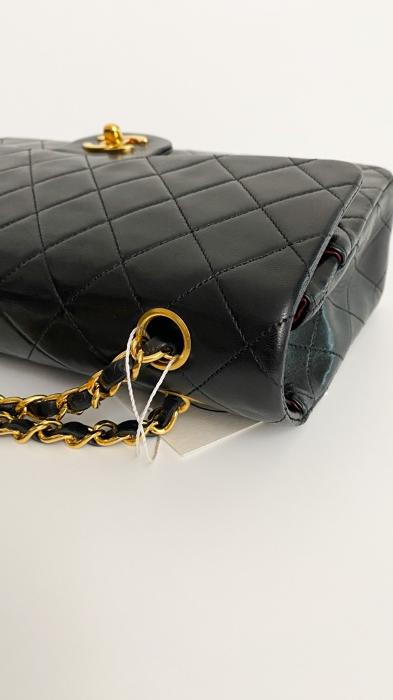 Chanel Classic Double Flap Bag Medium