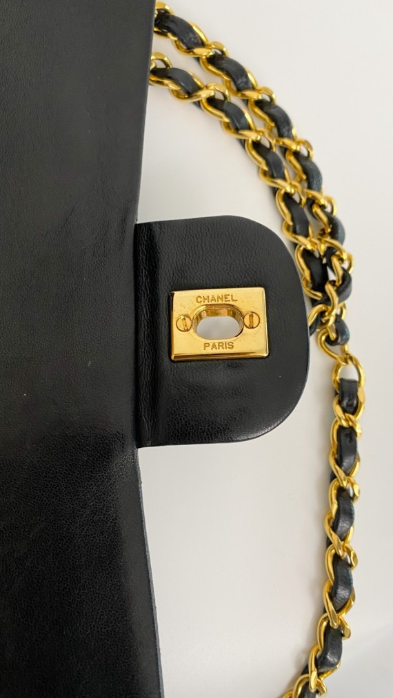 Chanel Classic Double Flap Bag Medium