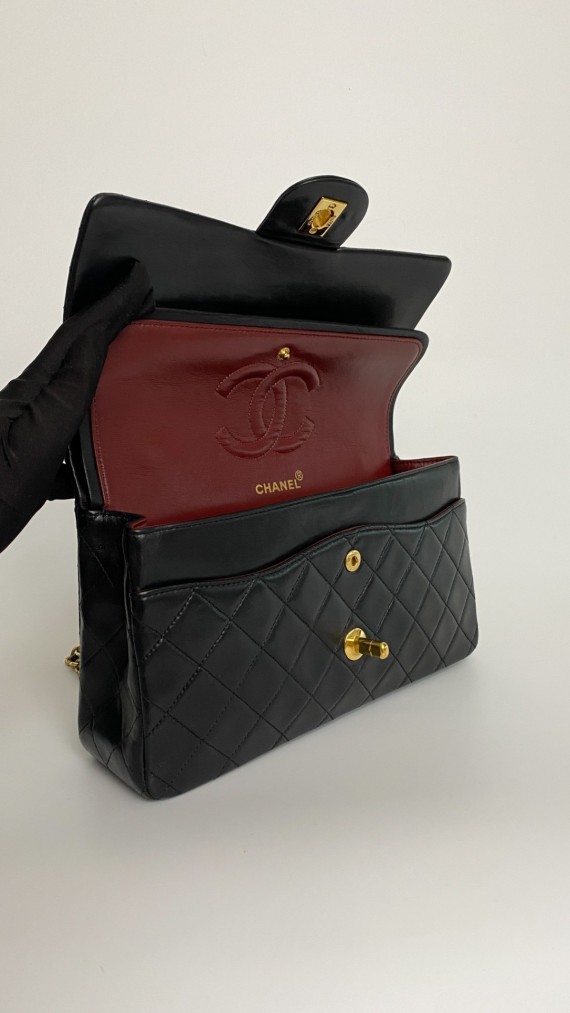 Chanel Classic Double Flap Bag Medium