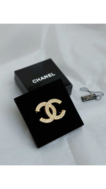 Chanel Brosje