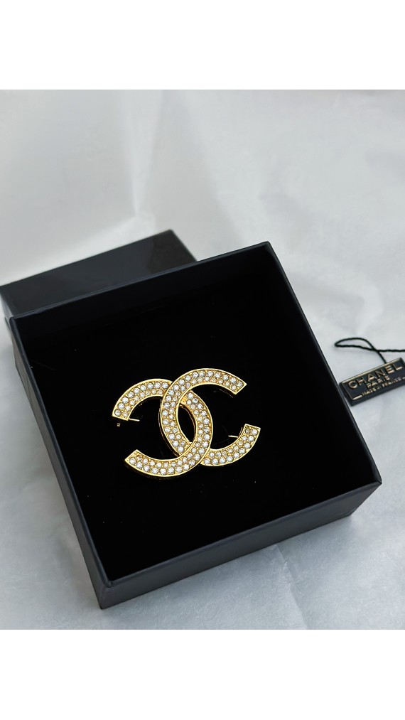 Chanel Brosje