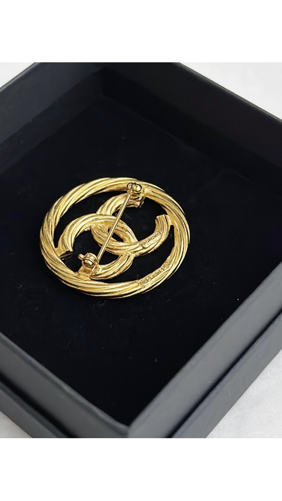 Autentisk Vintage Chanel Brosje