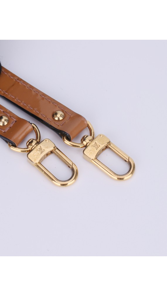Louis Vuitton Alma BB Vernis Shoulder Bag