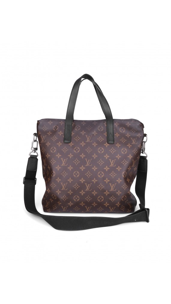 Louis Vuitton Monogram Shoulder bag
