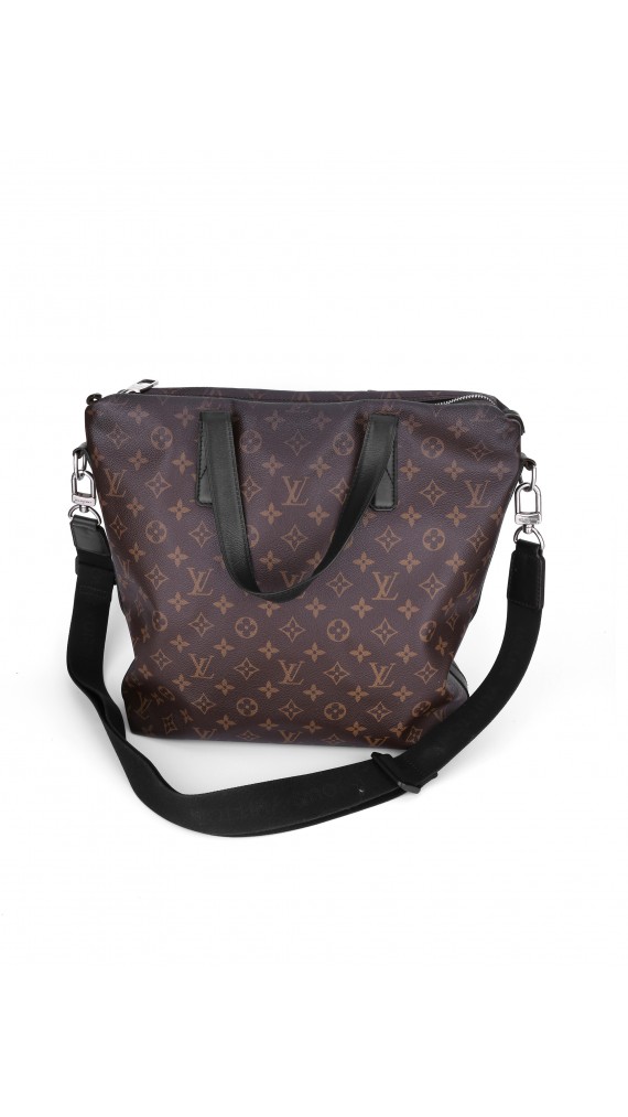 Louis Vuitton Monogram Shoulder bag