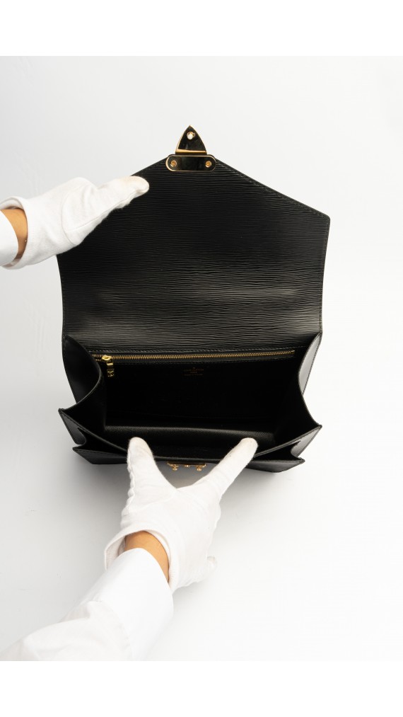 Louis Vuitton Monceau Shoulder Bag