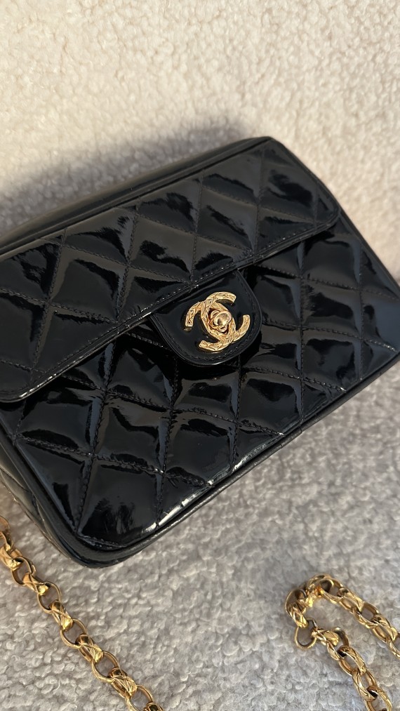 Vintage Chanel Shoulder Bag