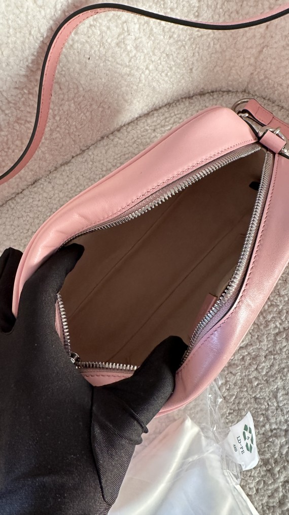 Gucci Marmont Shoulder Bag Size Small