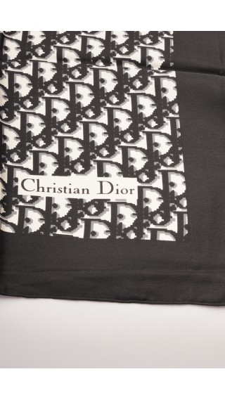 Dior Silkeskjerf