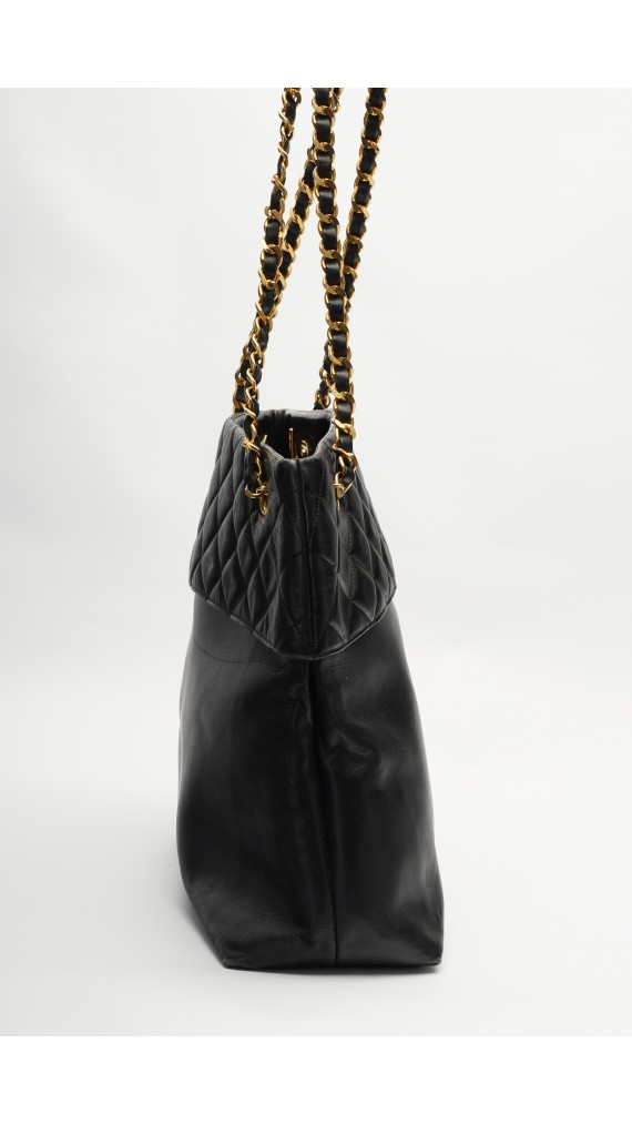 Vintage Chanel Shoulder Bag