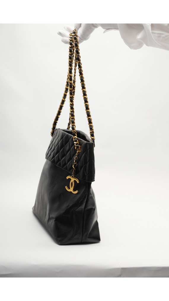 Vintage Chanel Shoulder Bag
