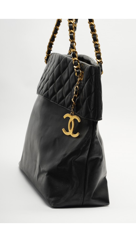 Vintage Chanel Shoulder Bag