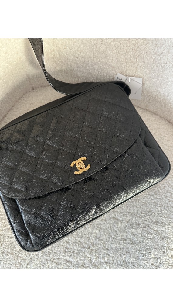 Chanel Caviar Shoulder Bag