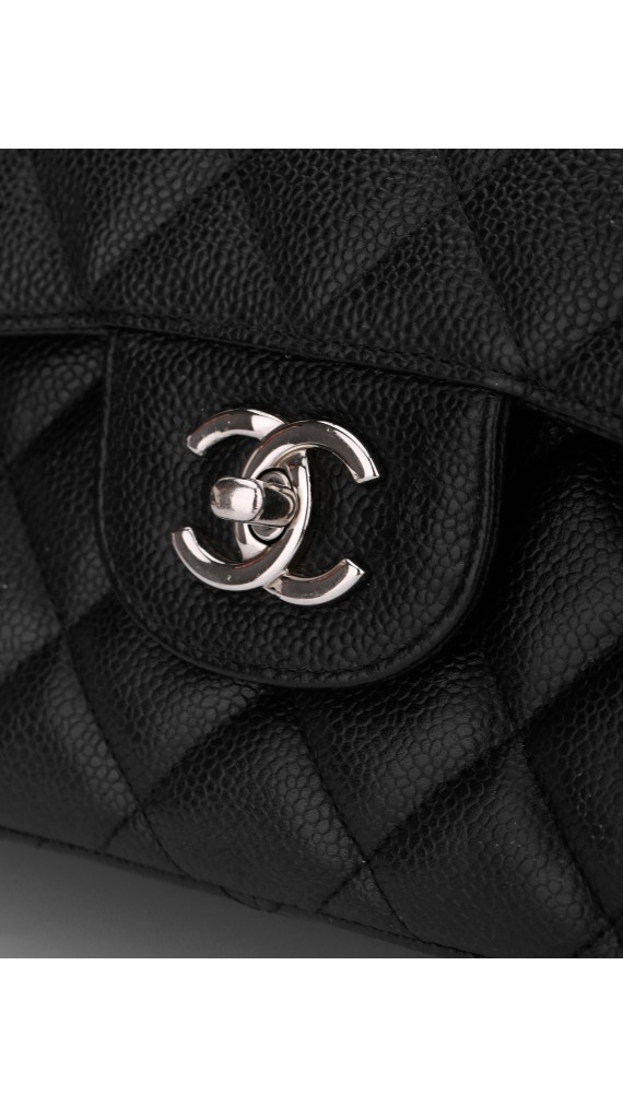 Chanel Classic Jumbo Double Flap Caviar