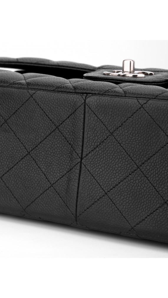 Chanel Classic Jumbo Double Flap Caviar