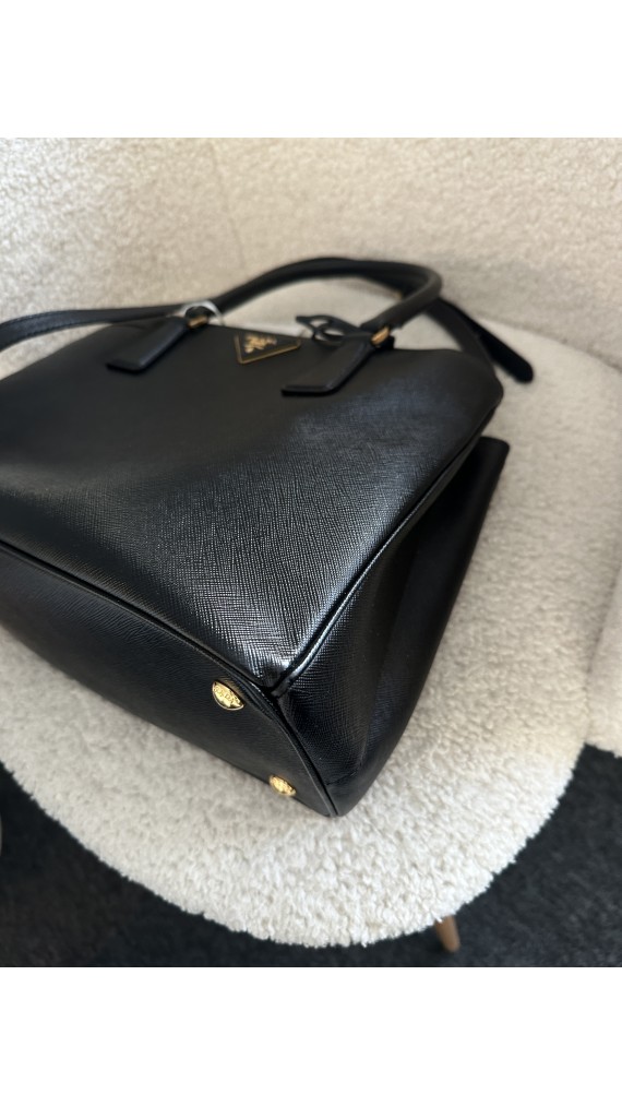 Prada Saffiano Galleria Bag
