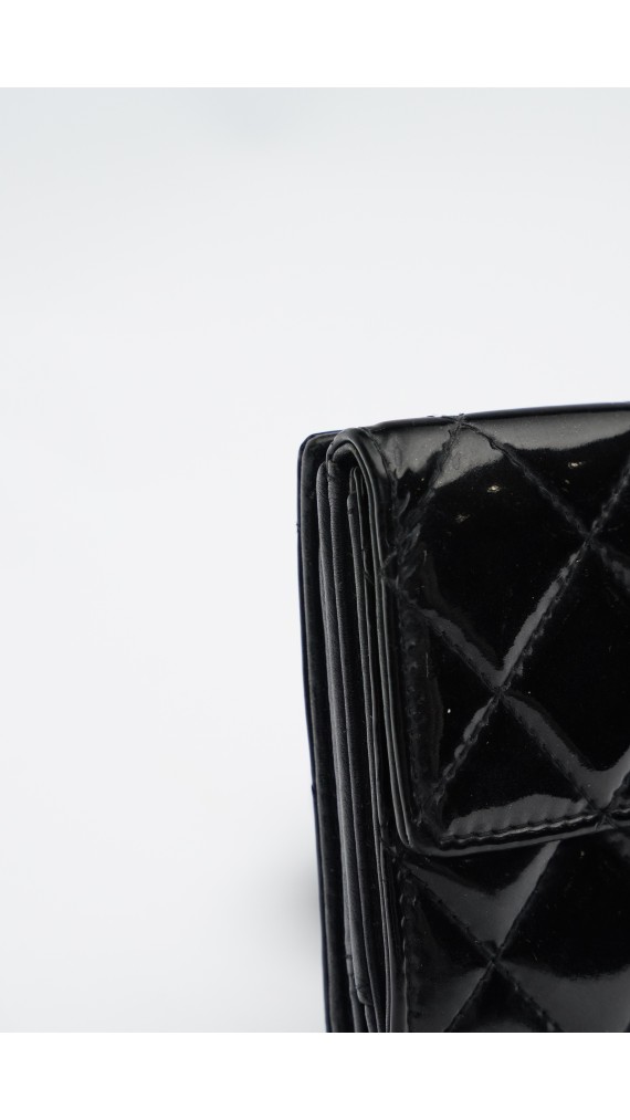 Chanel Lommbok i patent leather