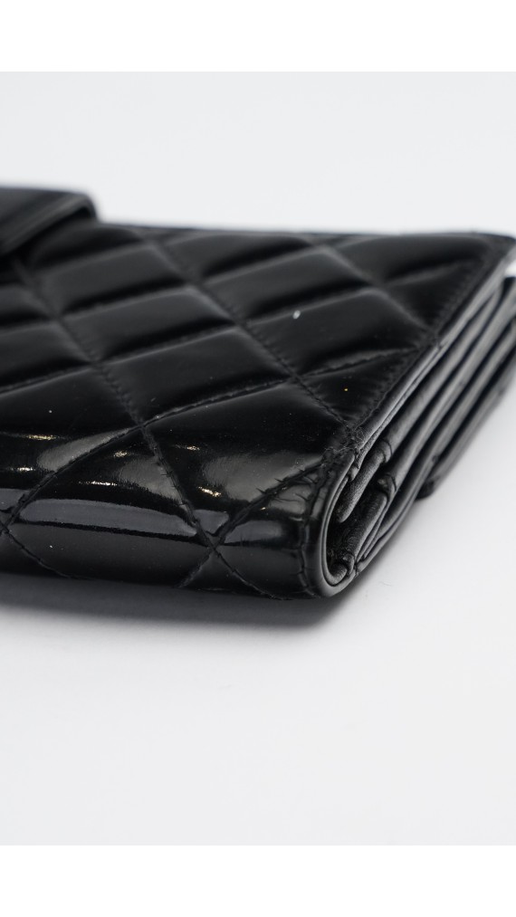 Chanel Lommbok i patent leather