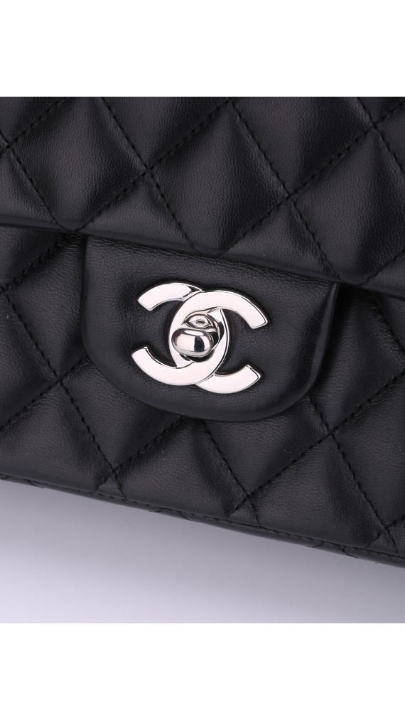 Chanel Classic Double Flap Bag Size Medium