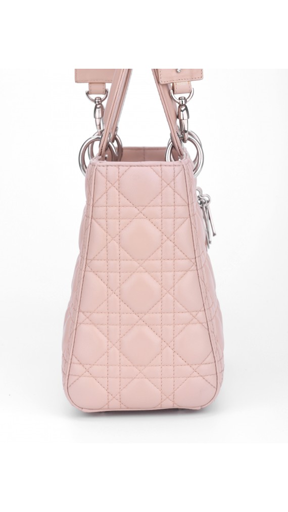 Lady Dior Lammeskinn Cannage Medium Beige