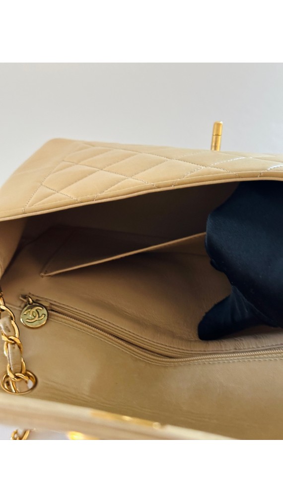 Chanel Diana Medium Shoulder bag