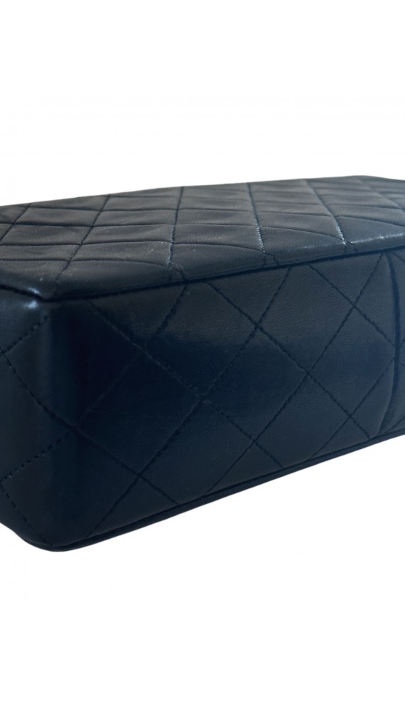 Chanel Single Flap Bag m clutch