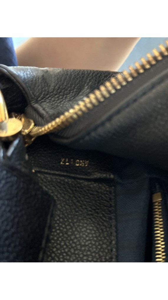 Louis Vuitton Audacieuse Shoulder Bag