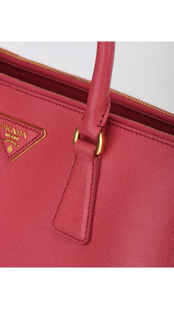 Prada Saffiano Shoulder Bag m/kortholder