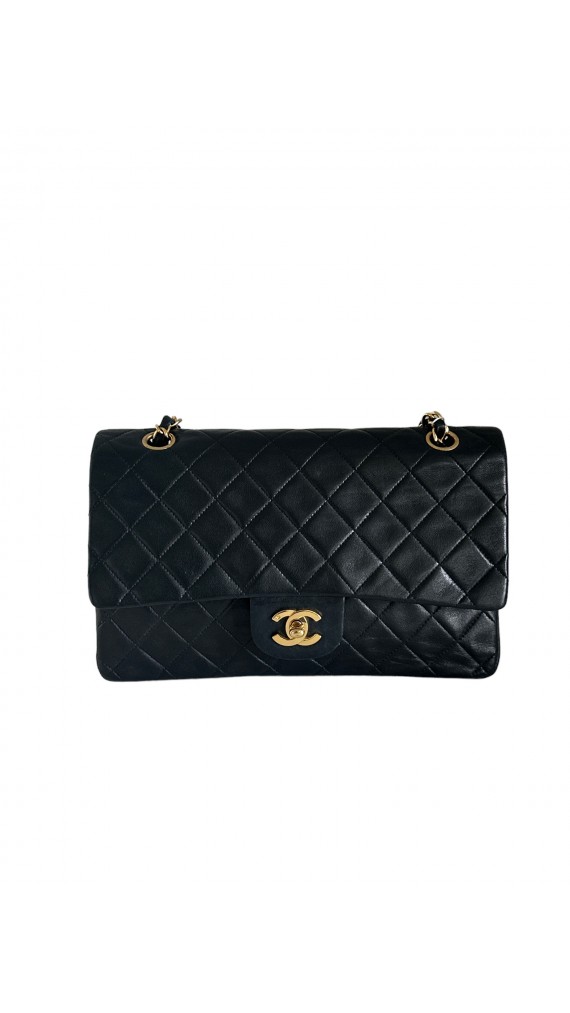 Vintage Chanel Classic medium Double Flap Shoulder Bag