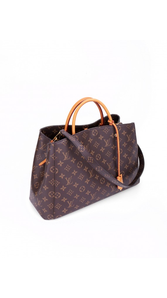 Louis Vuitton Montaigne GM Shoulder Bag